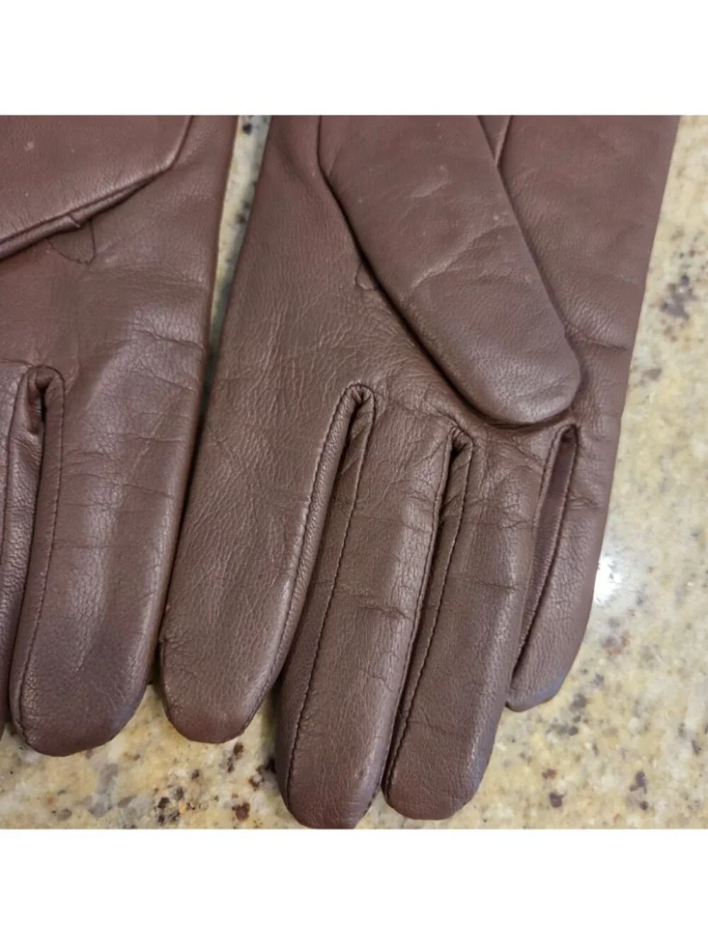Isotoner Women’s Sz M 7.5 Thinsulate Lined Brown Leather Gloves - Picture 8 of 16